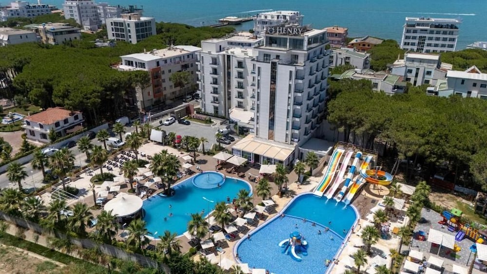 HENRY RESORT & SPA 5/62