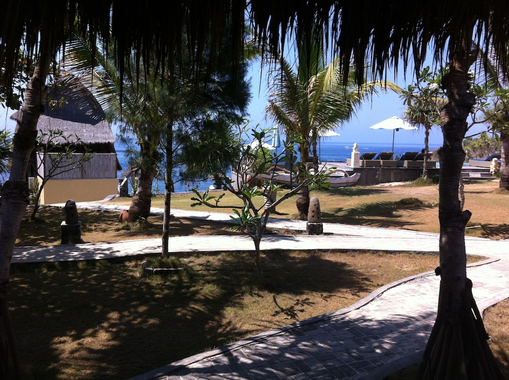 Dream Beach Huts 24/49