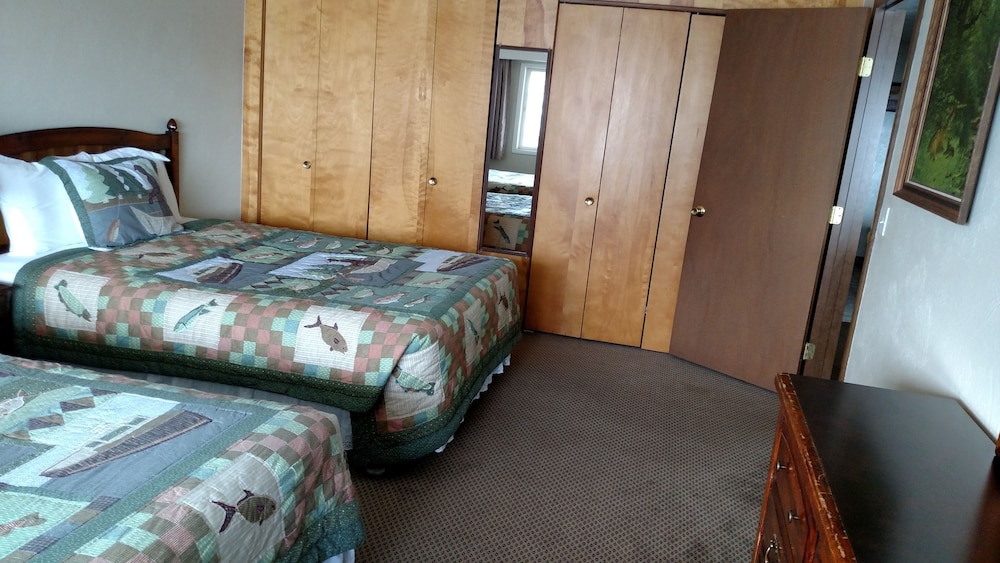 Americas Best Value Port Polson Inn 23/67