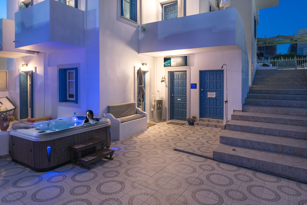 Vivere a Plakes Milos 40/54