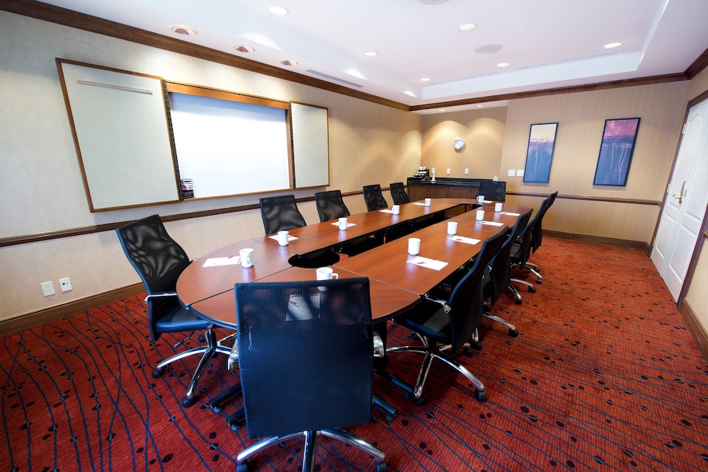 Residence Inn By Marriott Mississauga Arpt Corp Ctr West 41/50