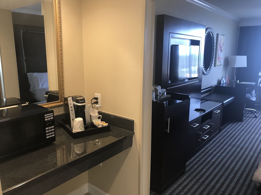 Holiday Inn Orlando East - UCF Area 38/59