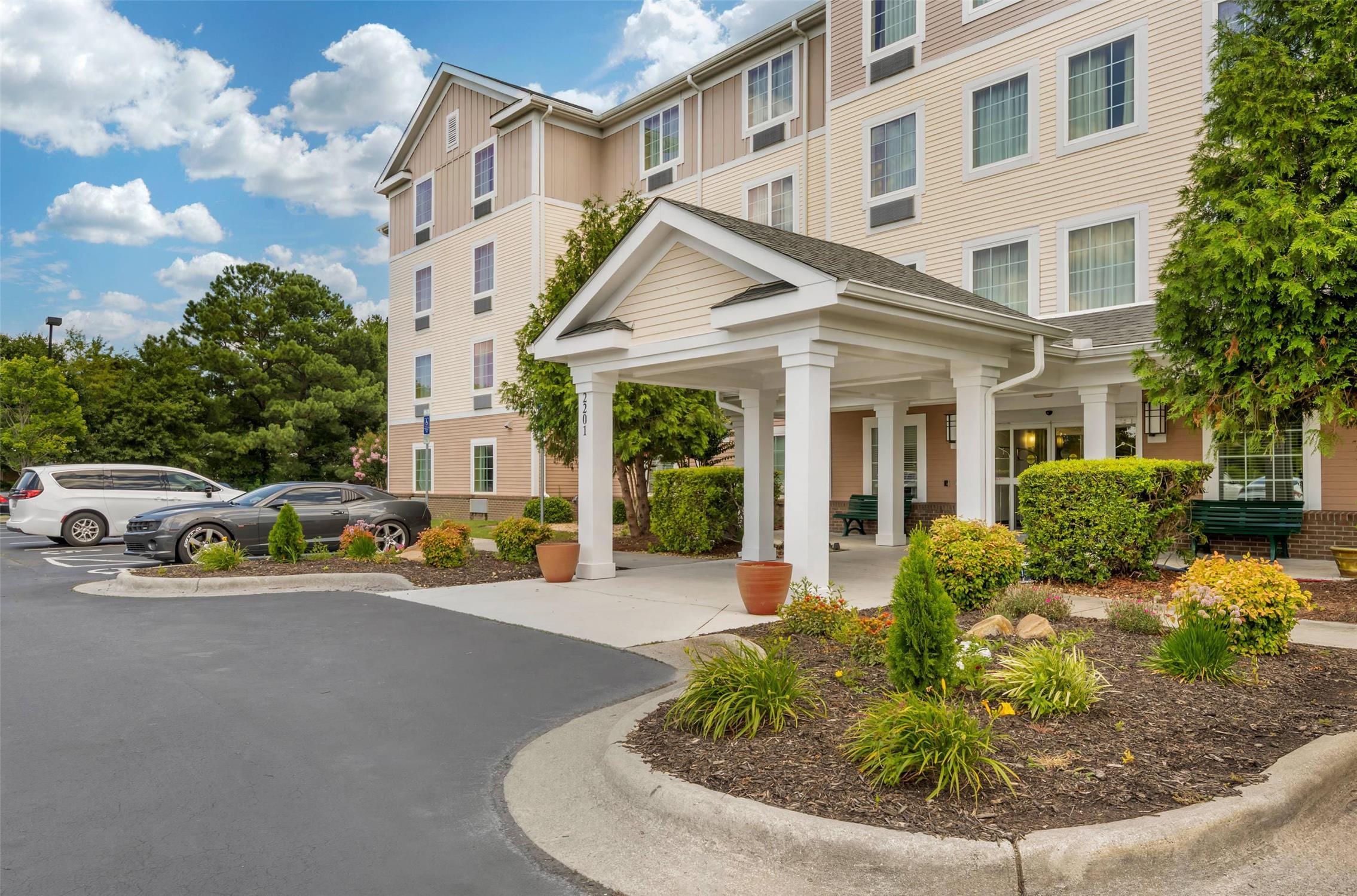 Mainstay Suites Camp Lejeune 34/38