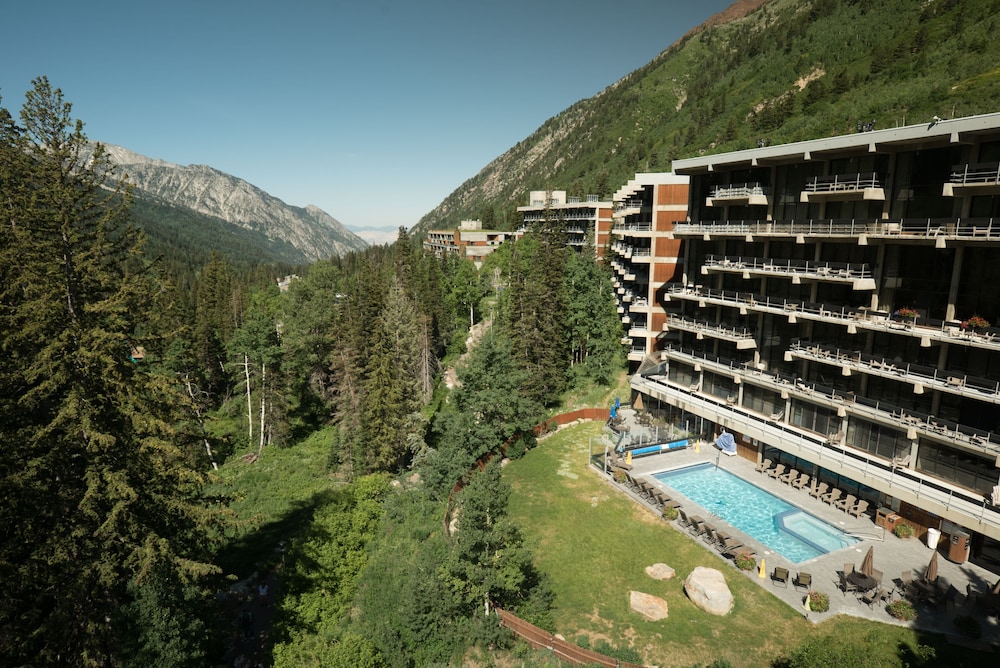 Lodge At Snowbird 5/31