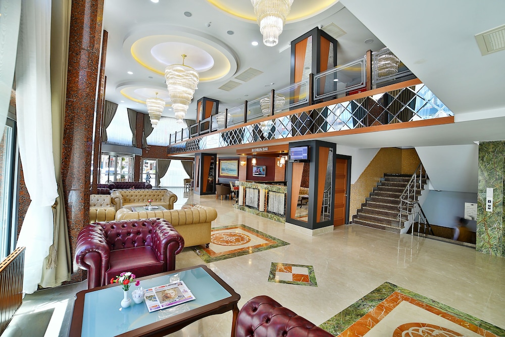 Marathon Hotel 37/39