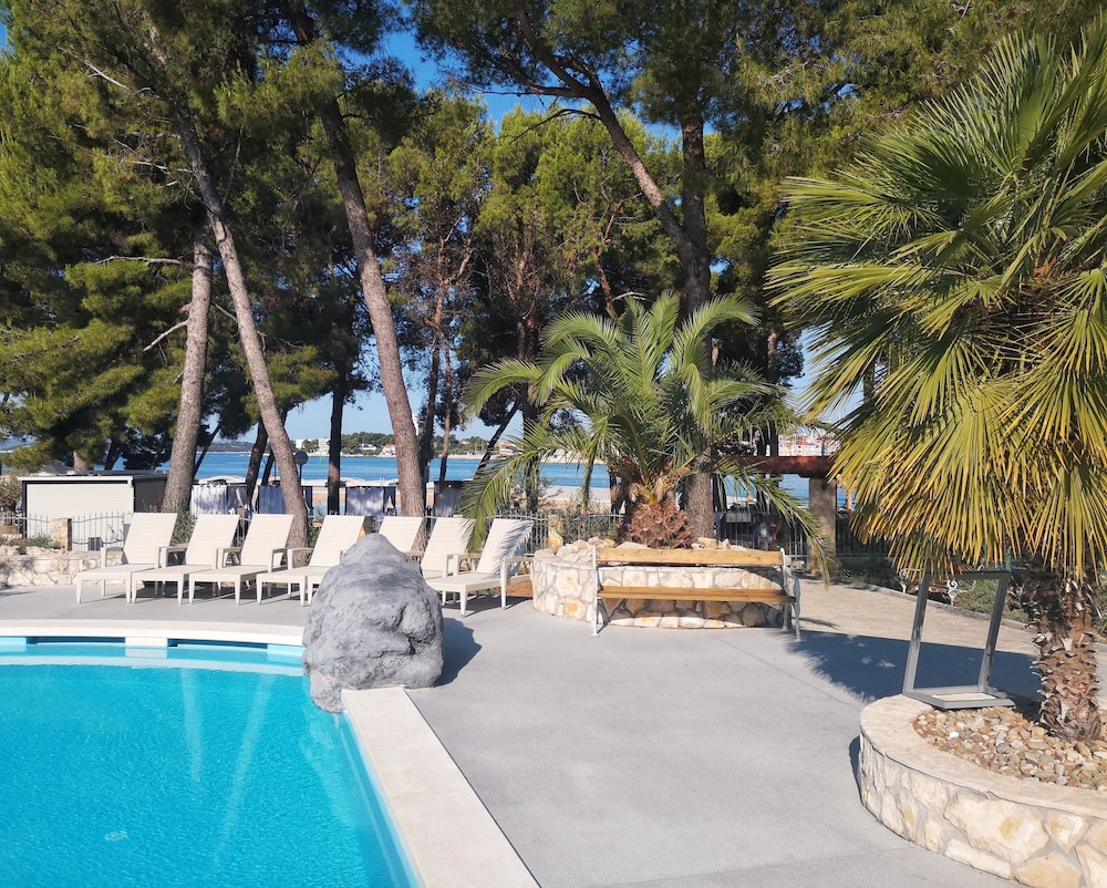 Matilde Beach Resort 42/50
