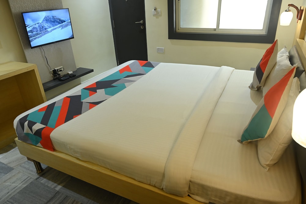 Oyo 3993 Hotel Churuwala Inn 17/54