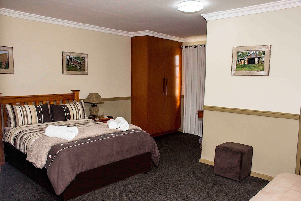 Victoria Heights B And B 6/35