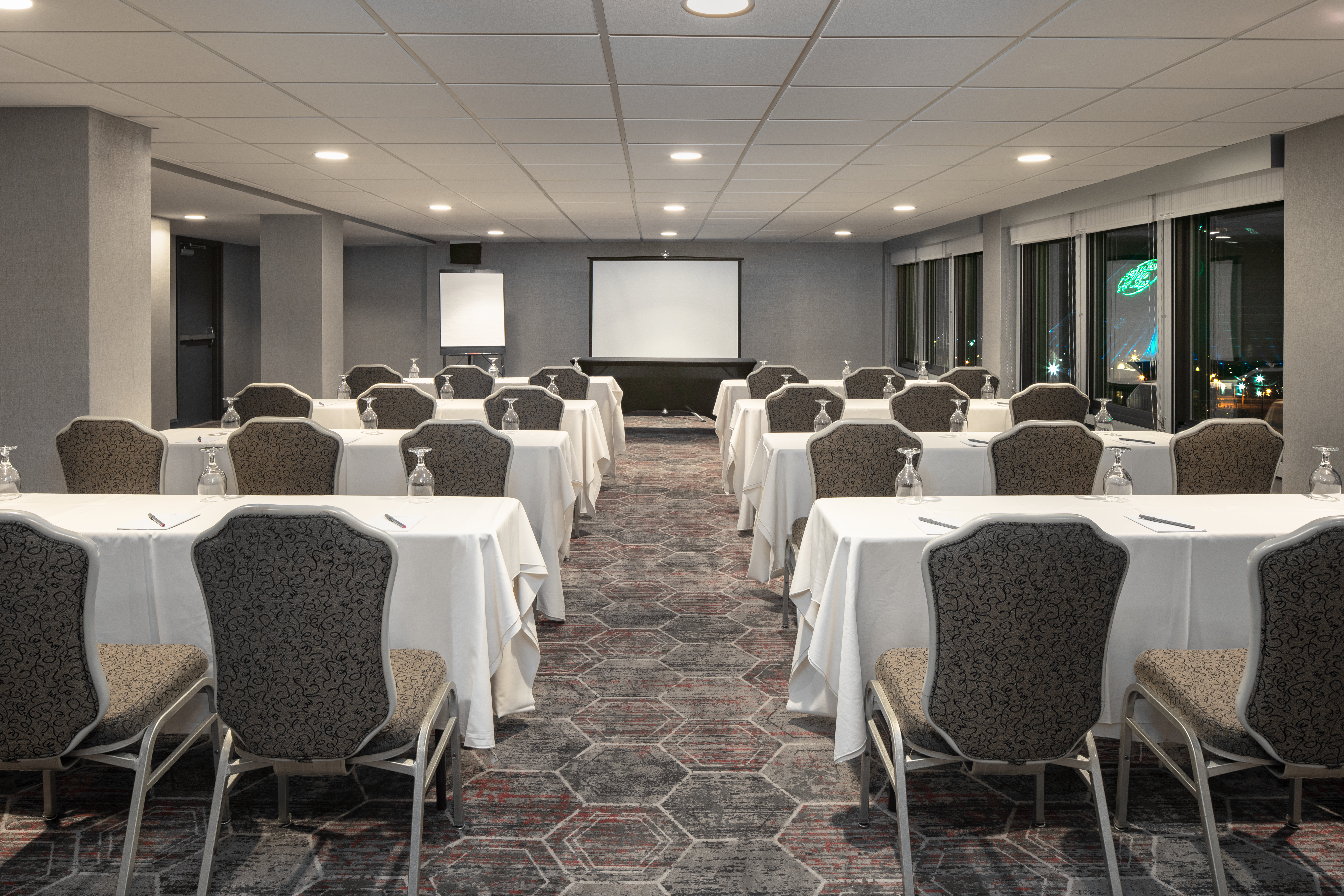 Crowne Plaza Memphis Downtown 36/50