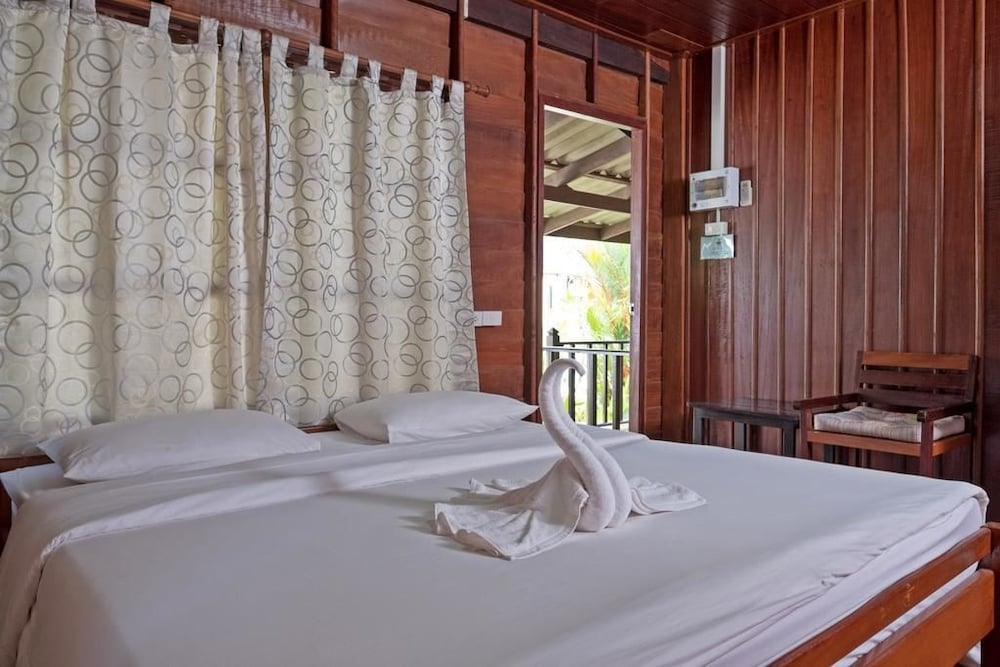 Home At Chan Resort 11/25