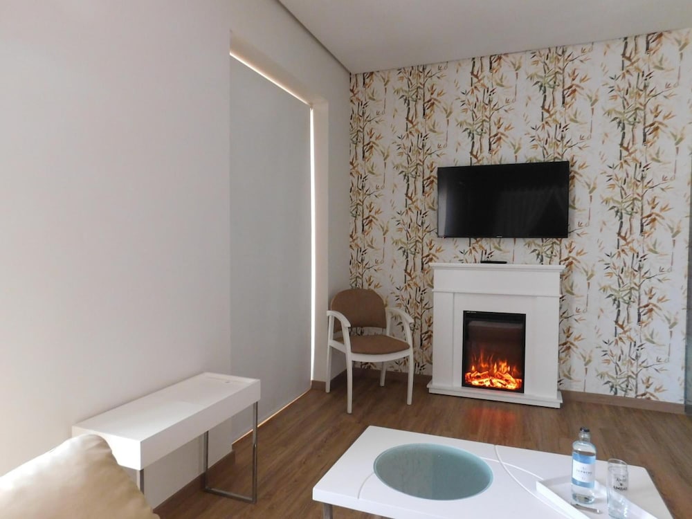 Hotel Canitas Spa 48/66