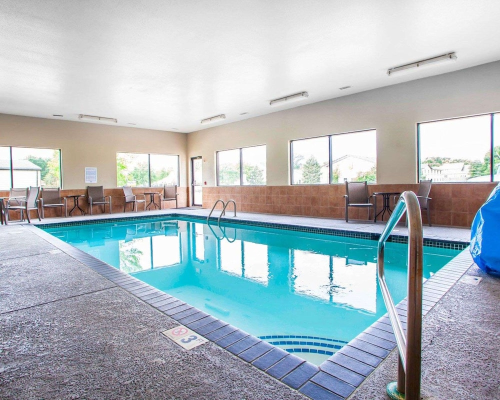 Quality Inn & Suites Ankeny-Des Moines 3/43