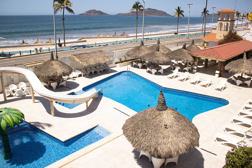 Sands Arenas Hotel 55/62