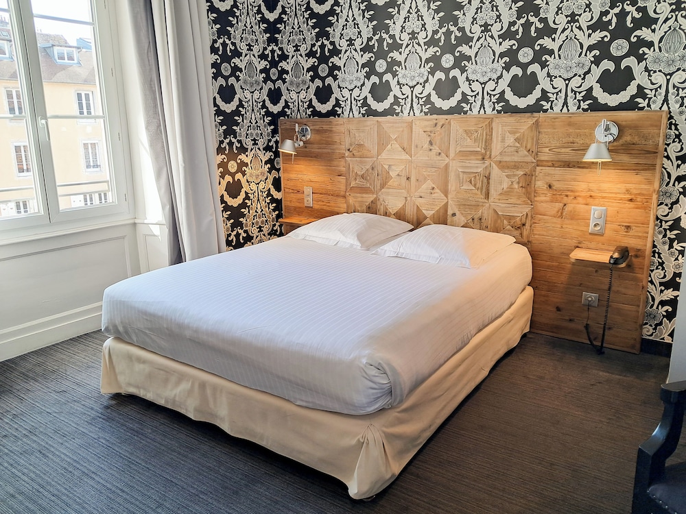 Hotel De Paris 13/57