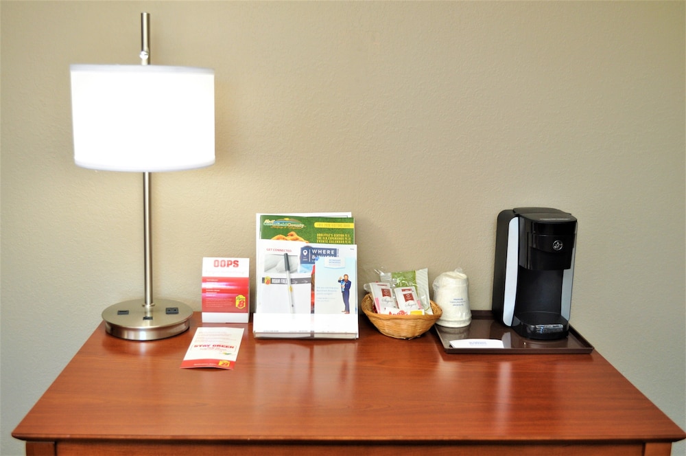 Super 8 by Wyndham Clearfield 24/38
