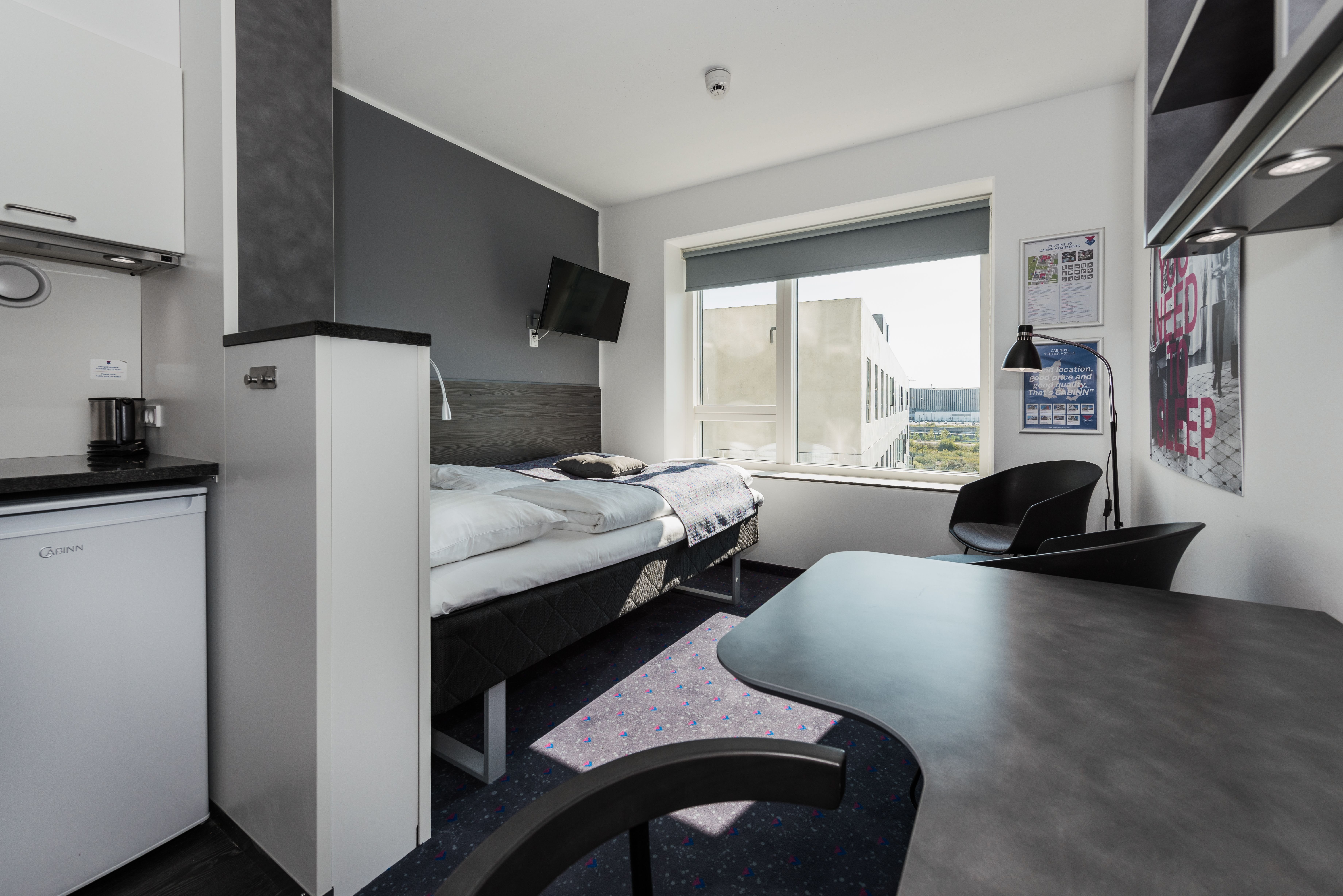 APARTMENT, DOUBLE BED