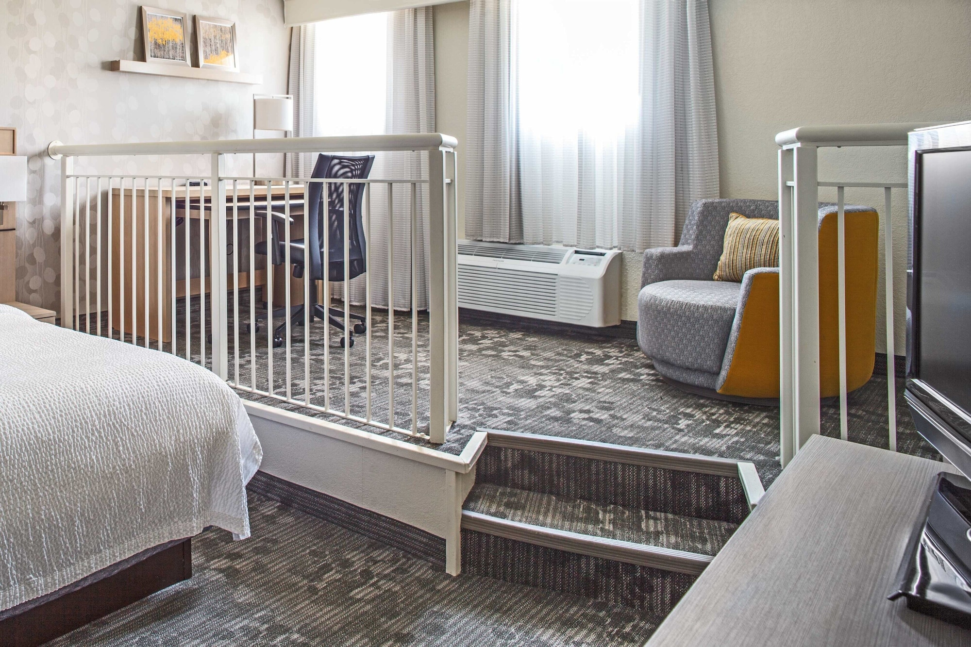 Room at Courtyard Columbus Downtown, COLUMBUS - OH