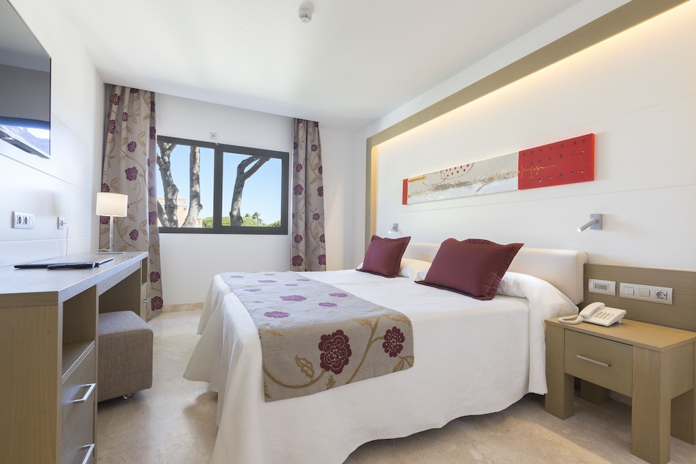 HIPOTELS BARROSA GARDEN 18/66