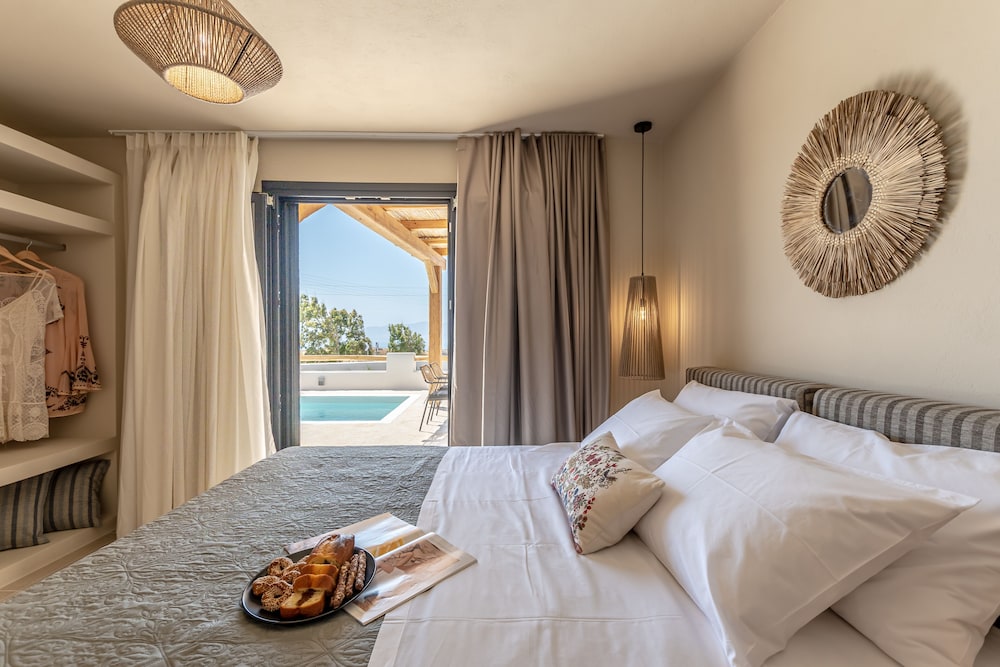 Golden Sand Villas 24/80