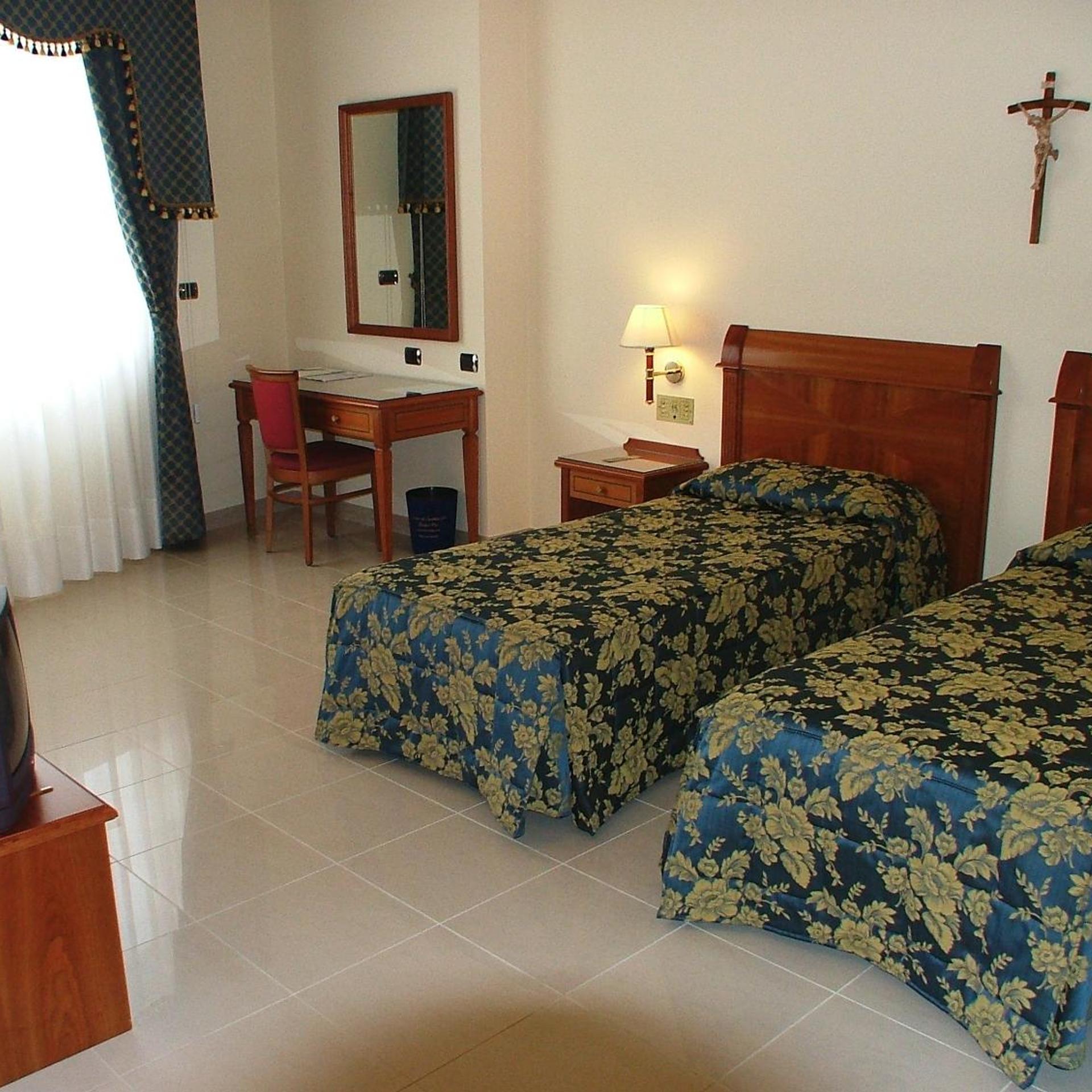 Centro Di Spiritualita Padre Pio 31/51
