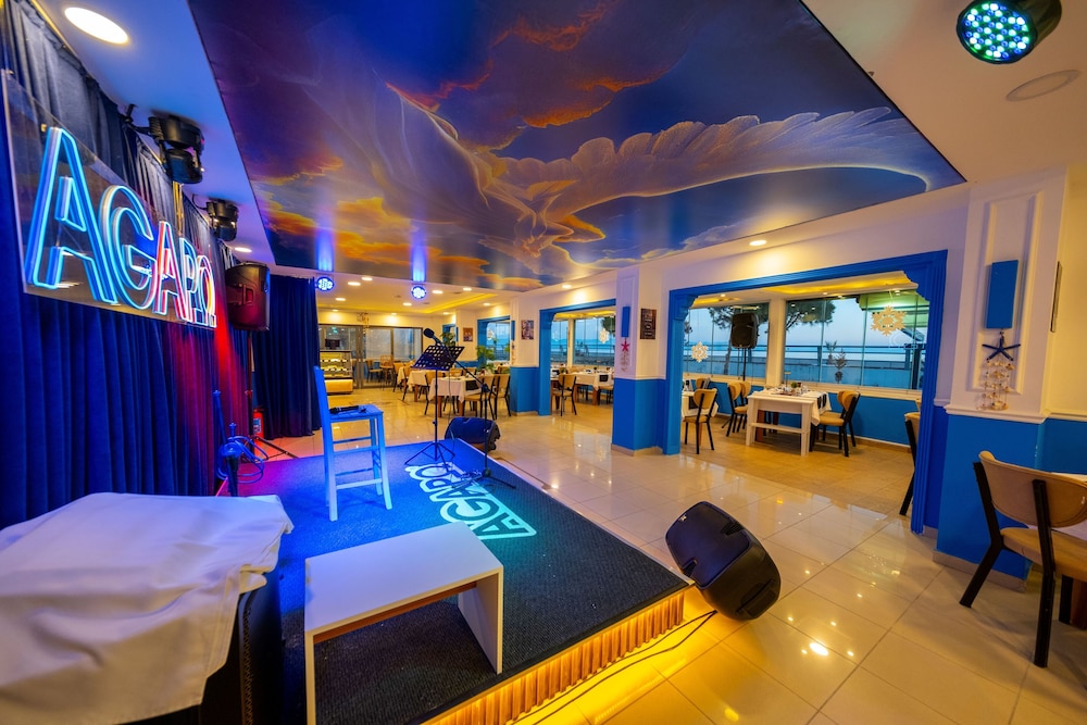 Lopera Beach Hotel 39/50