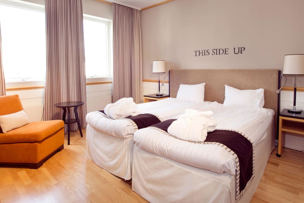 Home Hotel Fregatten 12/50