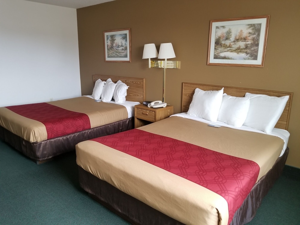 AmeriVu Inn and Suites-Stanley 15/47