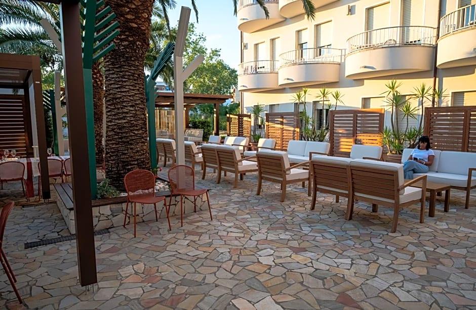 Hotel Garden 28/50