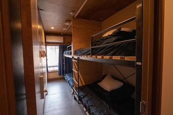 Female Dorm, Female Only, Basic, Quadruple, Annex