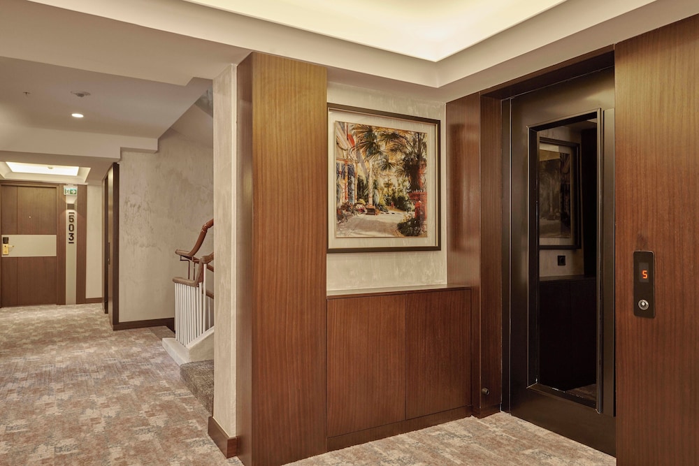 Ciragan Hotel Bosphorus Istanbul 10/68