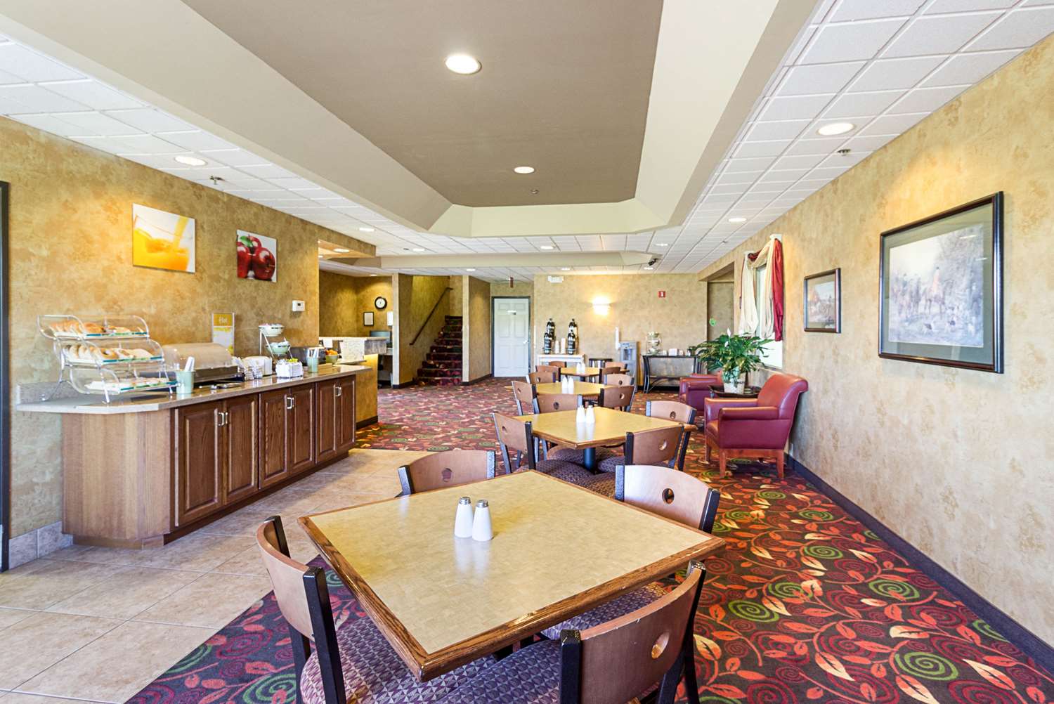Quality Inn Fairmont 21/28