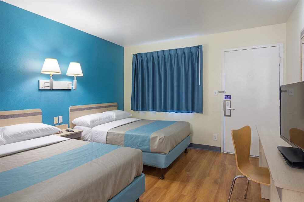 Motel6 Fredericksburg, VA - North 22/47