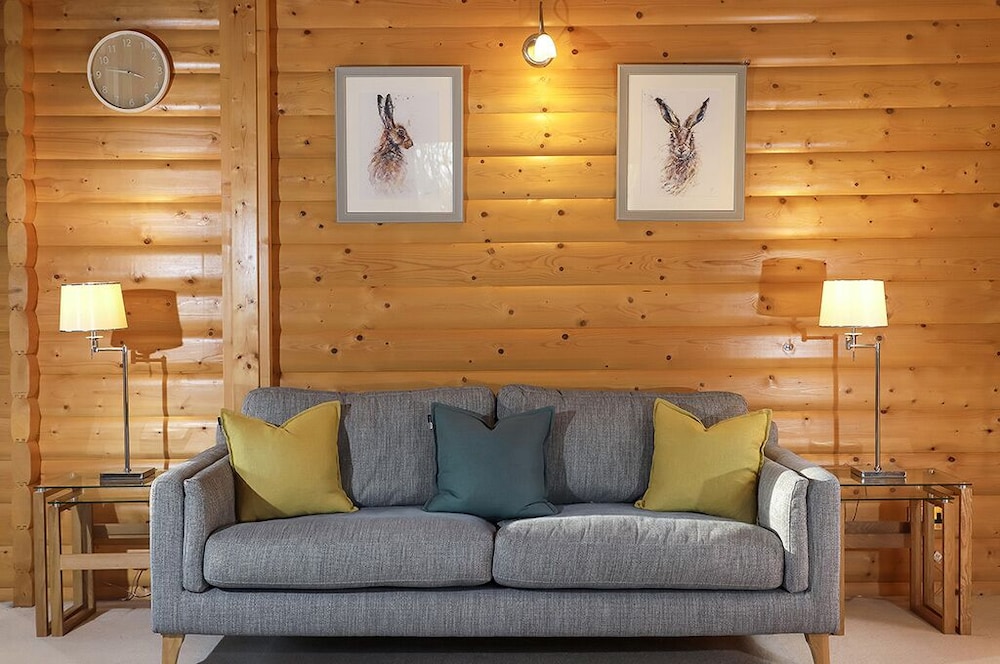 South Winchester Lodges 21/38