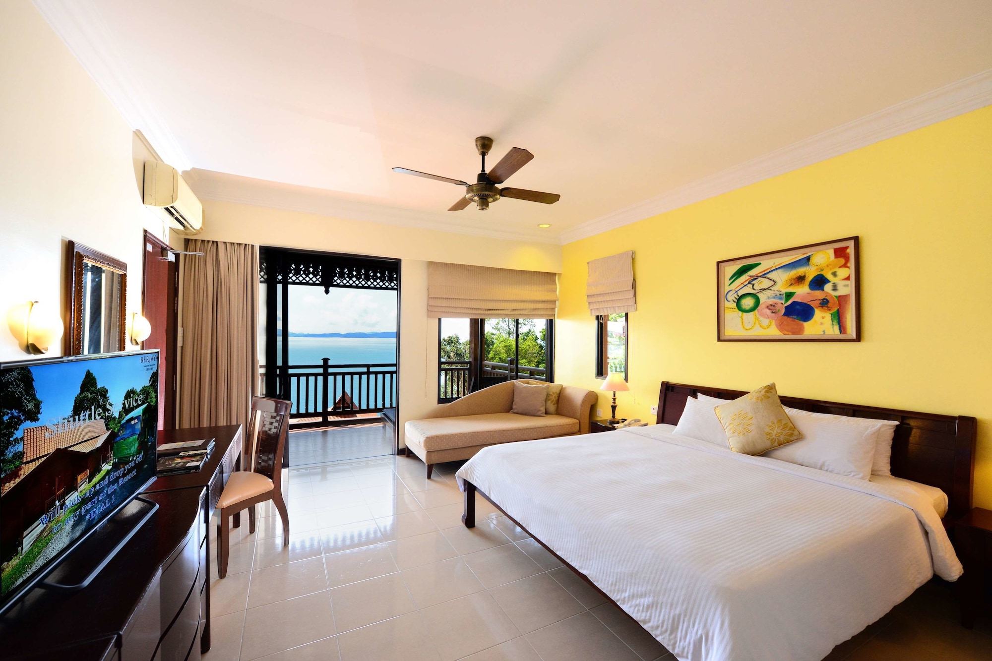 Premier Seaview Chalet.
