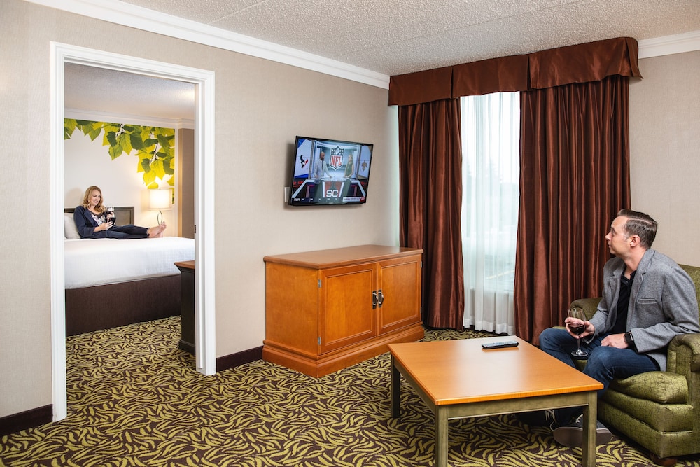Varscona Hotel on Whyte 35/58