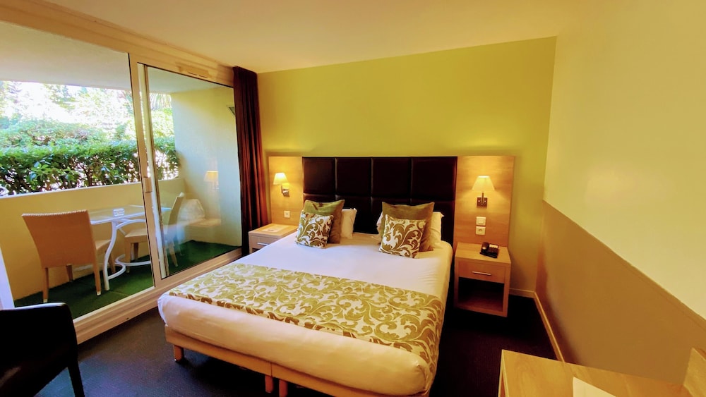 Pamela Hotel Cassis 29/75