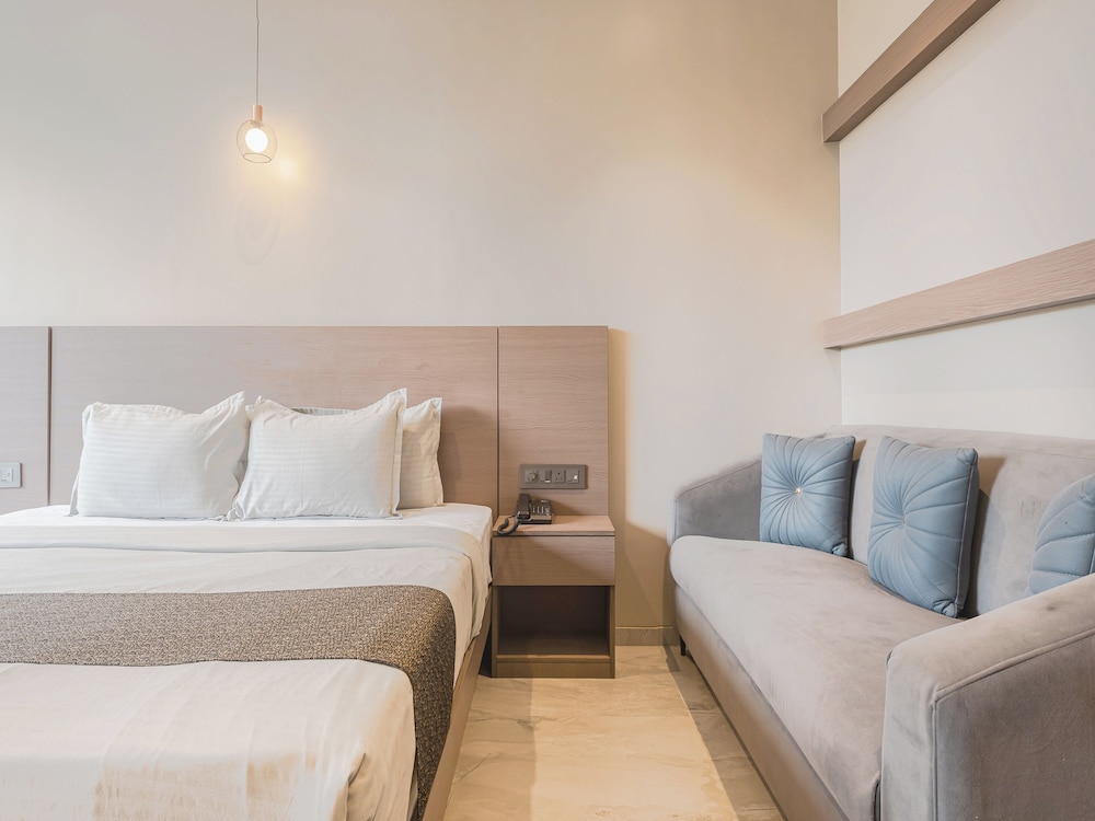 Hotel Aura 25/45