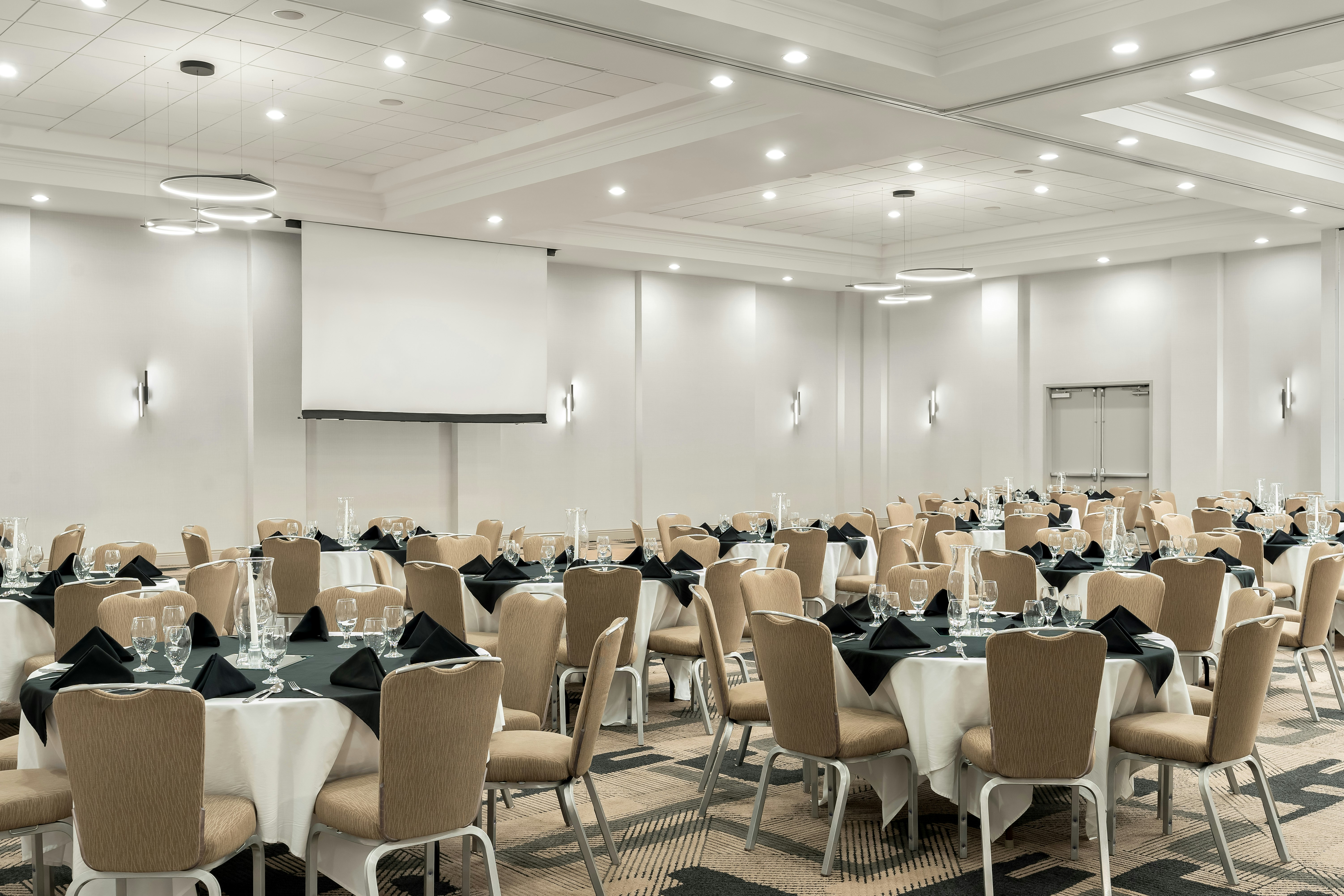 Hilton Garden Inn Fairfield 63/80