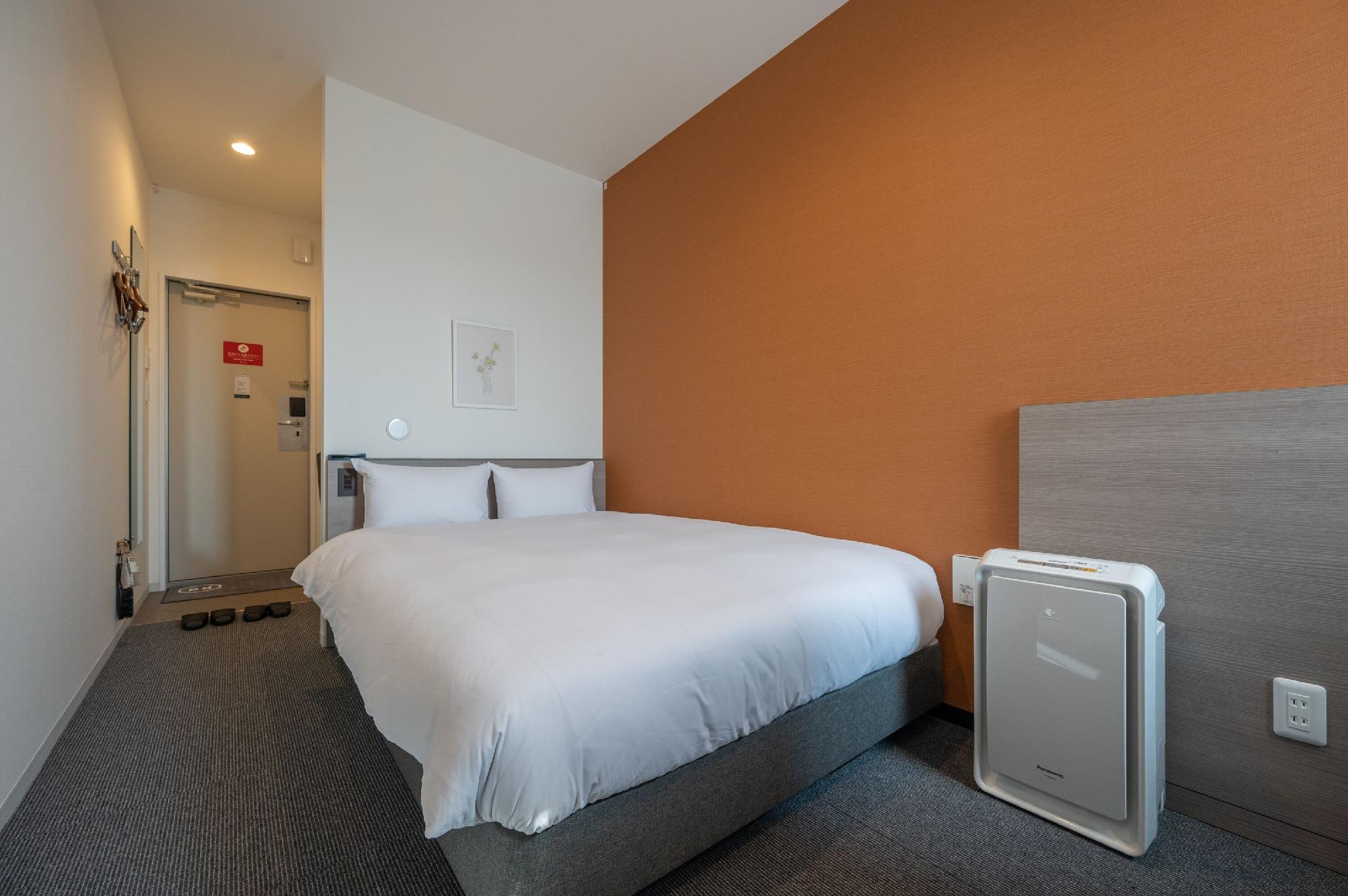 Room, Double Bed