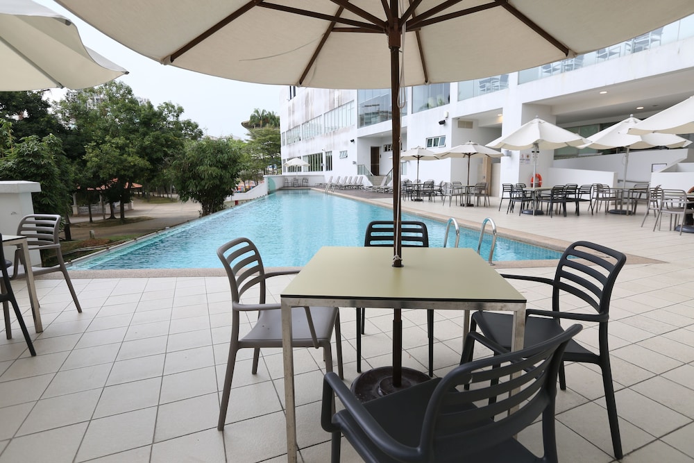 The Everly Putrajaya 57/65