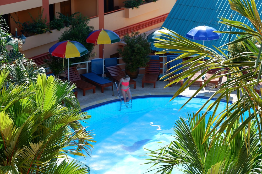 Karon Village Hotel 15/49