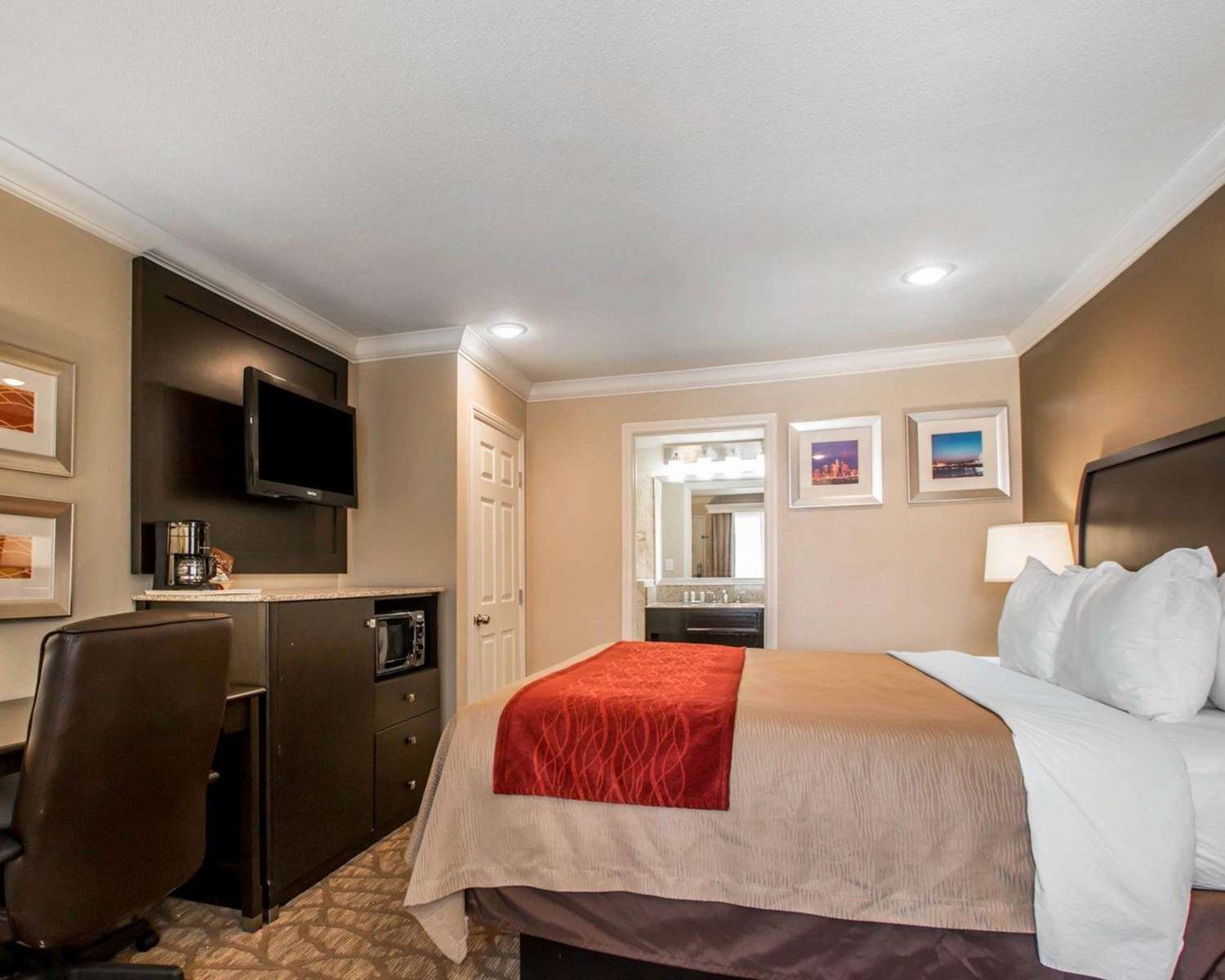 Quality Inn Downey 19/33