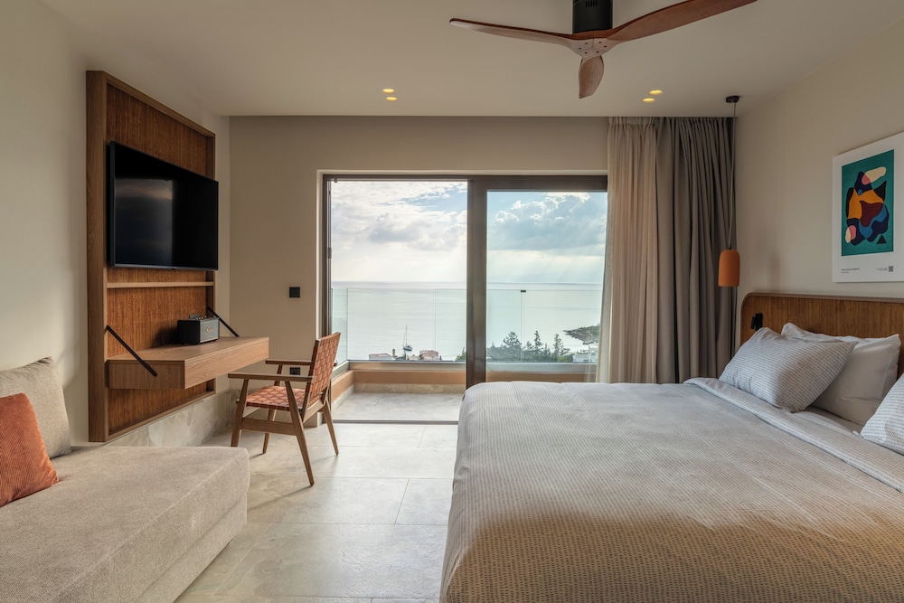 Beach House, Sea View