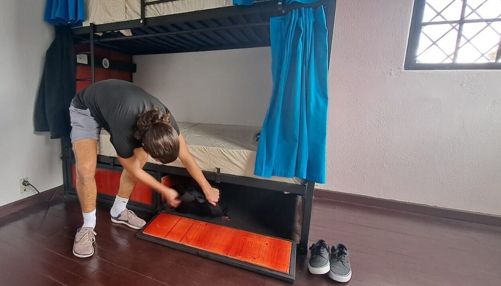 Costa Rica Guesthouse 8/70