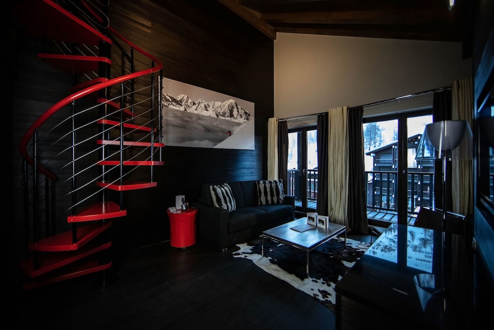 Avenue Lodge Hotel 35/50