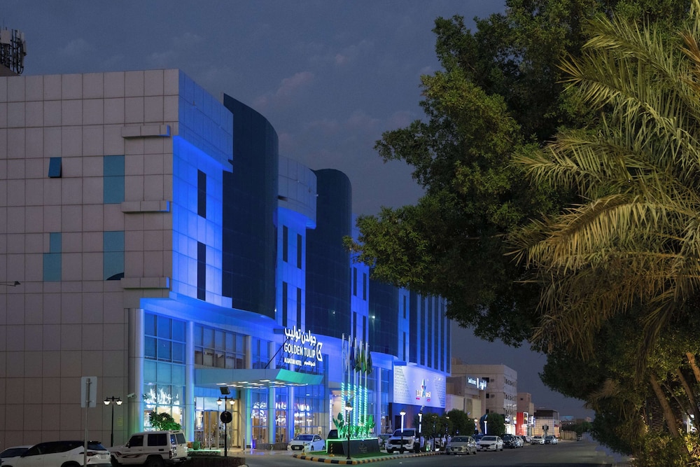 Golden Tulip Buraidah Al Qassim Hotel