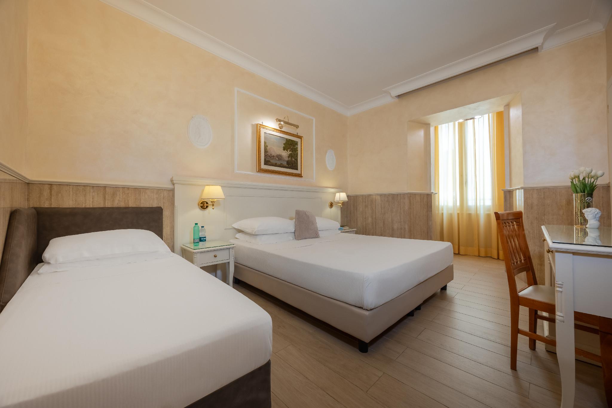 Room, Triple, 1 Double and 1 Single or 3 Single Beds
