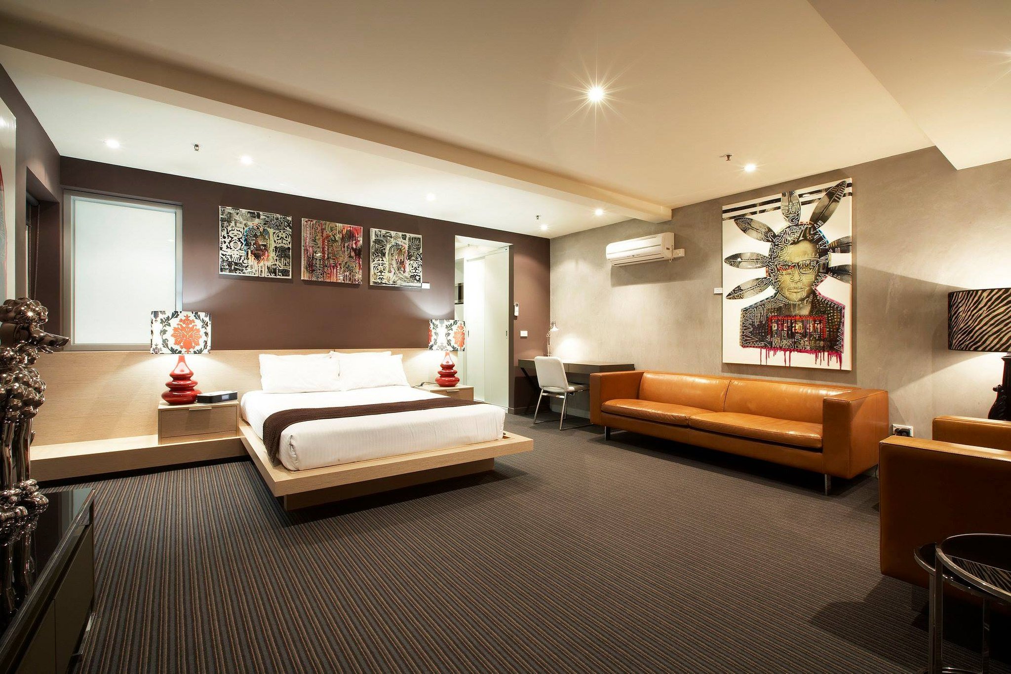 Tolarno Hotel 26/52