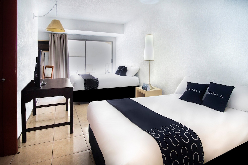 Hotel Costa Ensenada 5/68