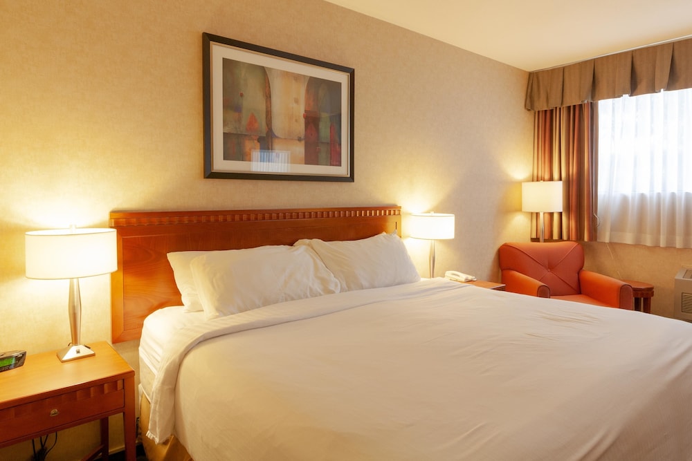 Kanata Kelowna Hotel and Conference Centre 27/47